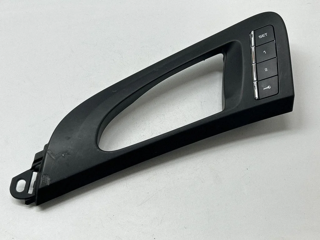 Seat memory switch A050279