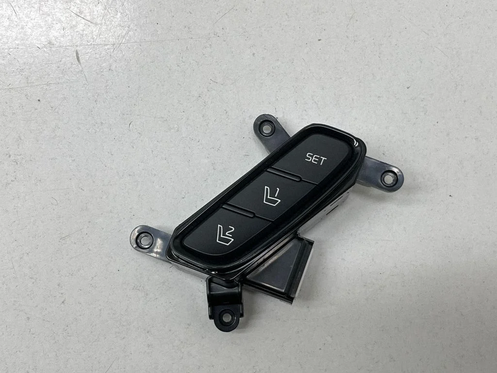 Seat memory switch 93250D4000