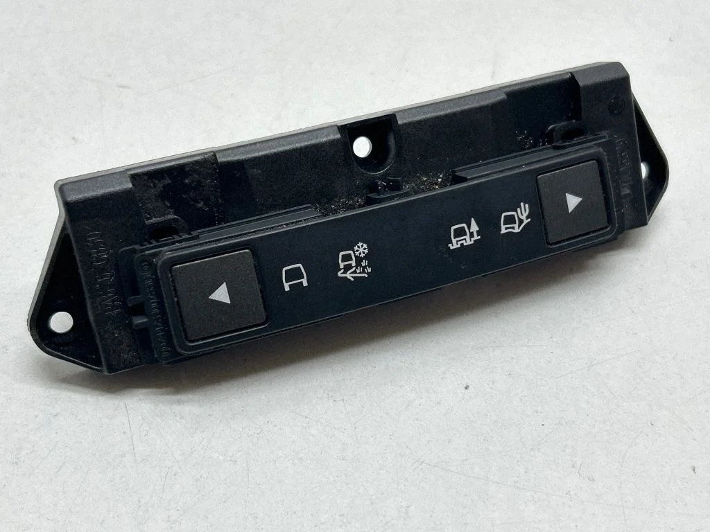 Suspension ride height/mode switch BJ3214B596