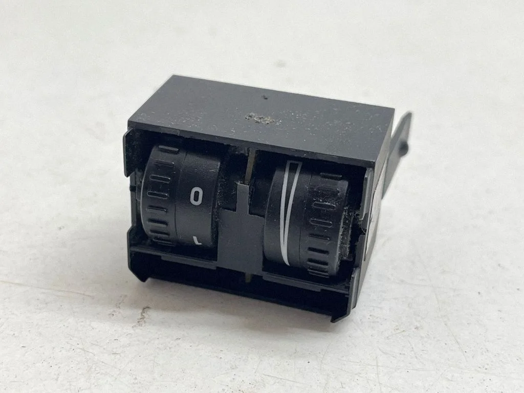 Headlight level height control switch 2K0941333B
