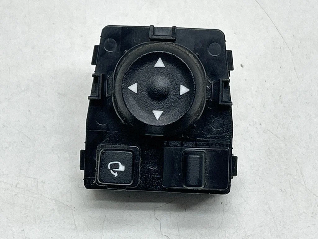 Wing mirror switch 93530N72004X