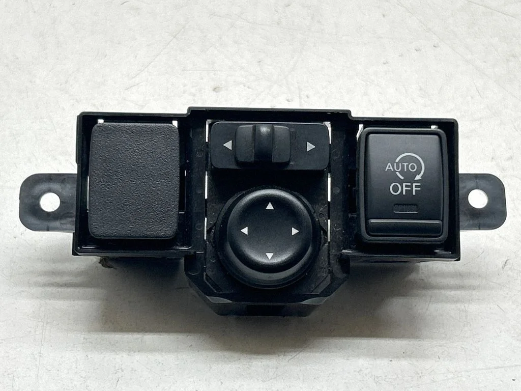 Küljepeeglite lüliti 255703TB1A – Nissan Note (E12) (2014-2016)