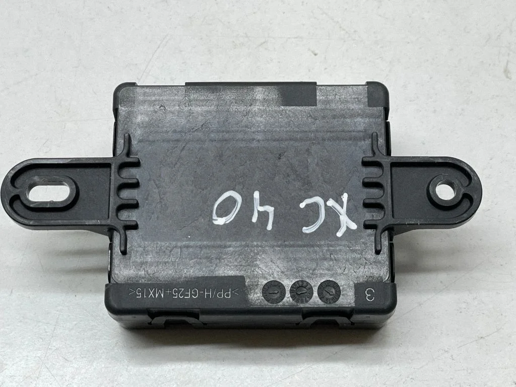 Seat heating relay 8888864412