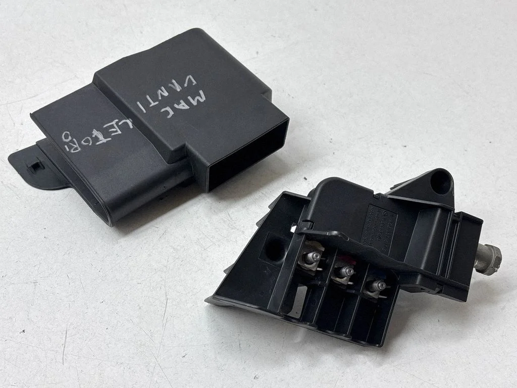 Current control relay – Porsche Macan (95B) (2014-2018)