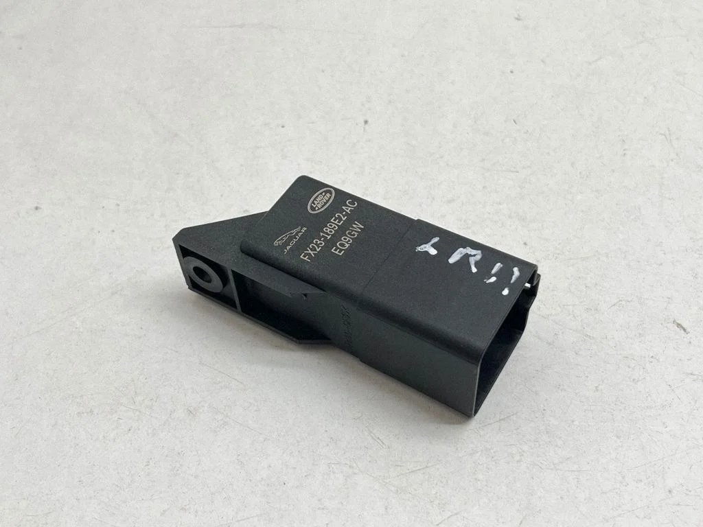 Glow plug pre-heat relay FX23189E2AC