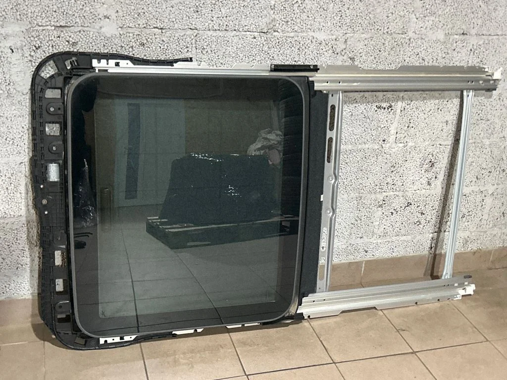 Sunroof set 65476SJ010