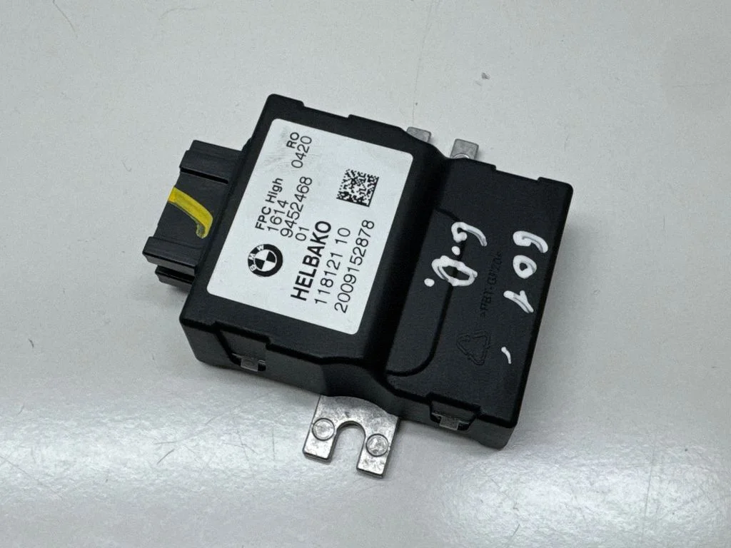 Degvielas sūkņa vadības bloks 9452468