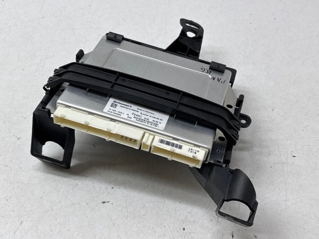 Suspension control unit/module – Porsche Panamera (970) (2009-2017)
