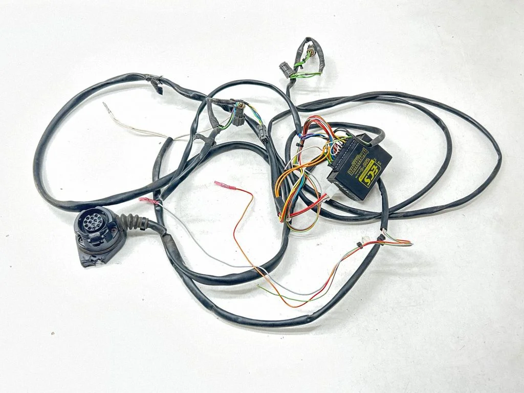 Piekabes āķa vadības bloks 5C040