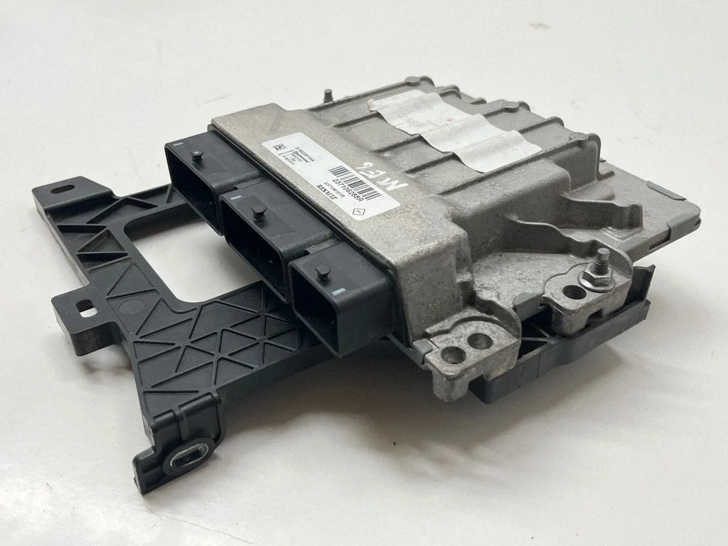 Dzinēja vadības bloks 237106288R