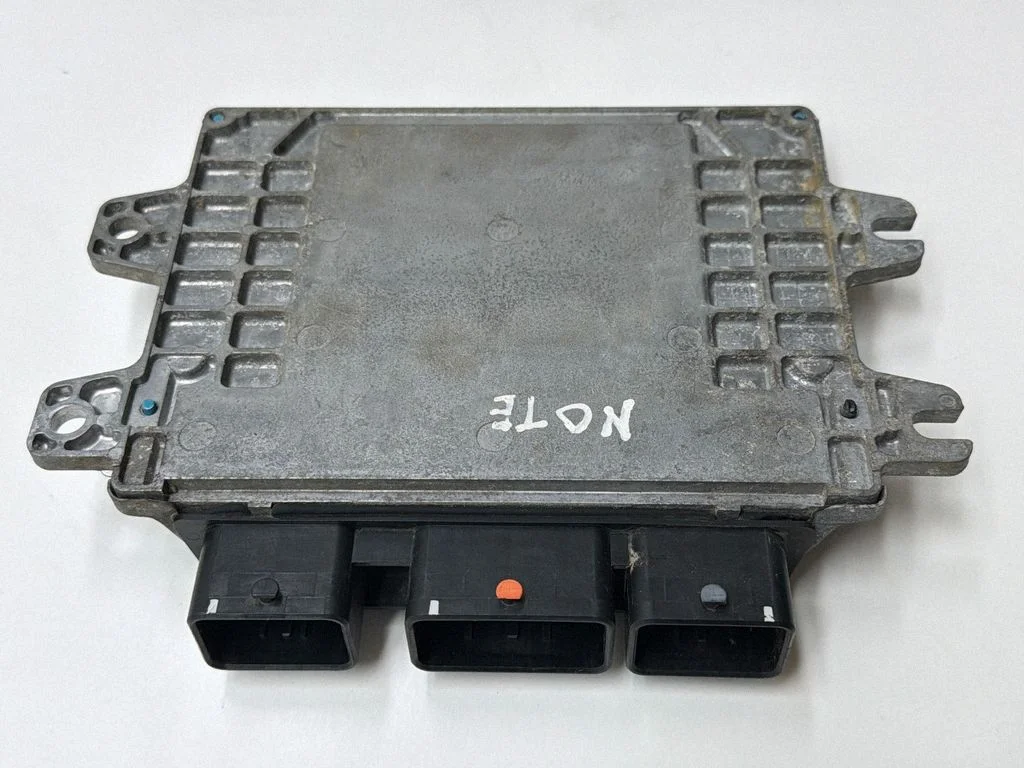 Mootori juhtplokk 7807 – Nissan Note (E12) (2014-2016)