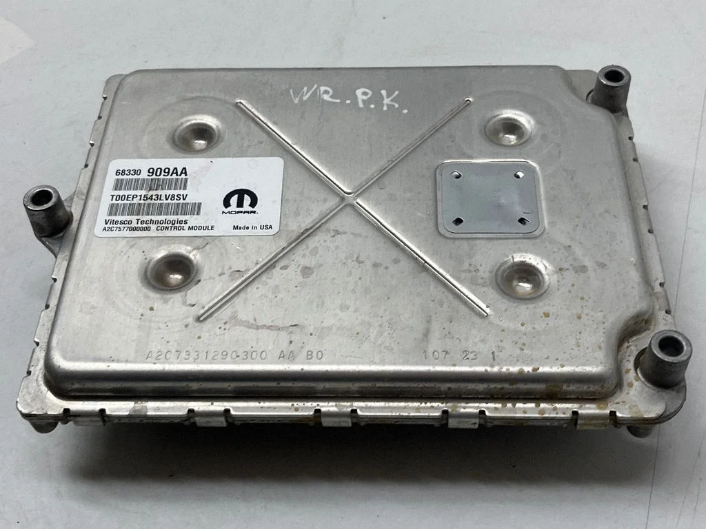 Sterownik silnika 68330909AA