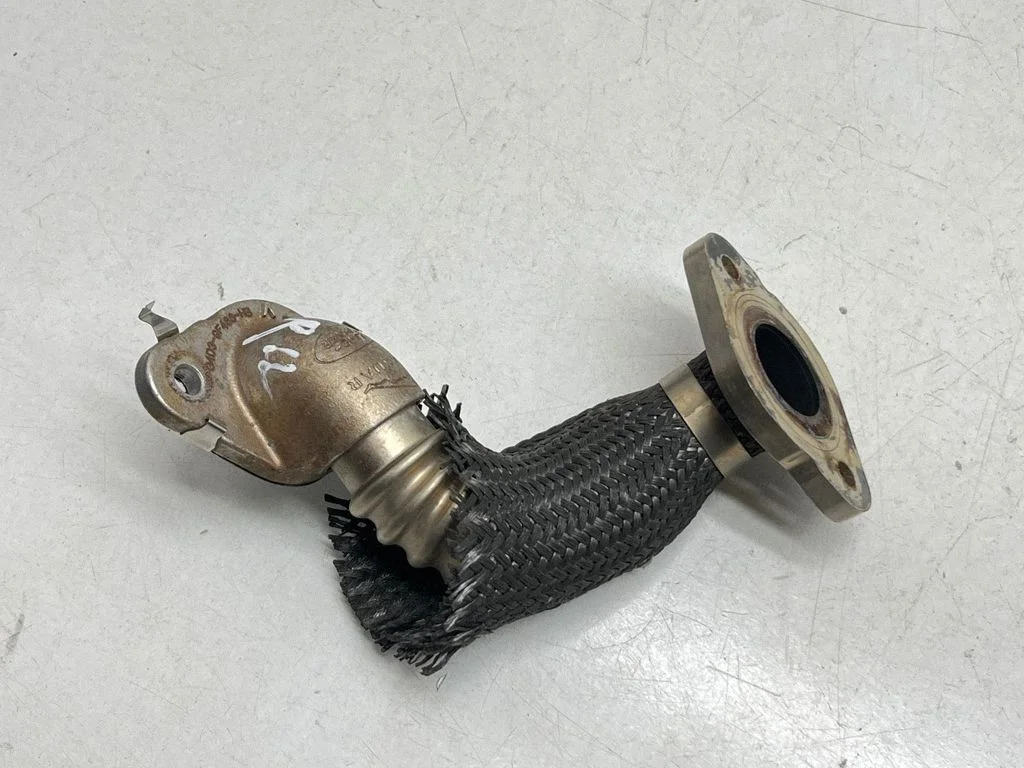 EGR valve line/pipe/hose G4D39F488HB