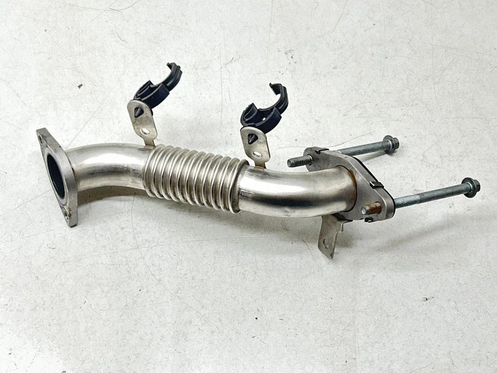 EGR valve line/pipe/hose G4D39F468KA