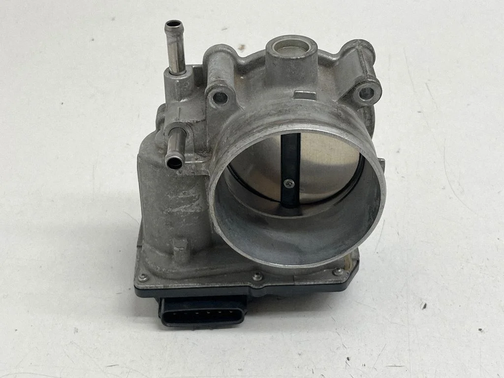 Throttle valve 220300P060