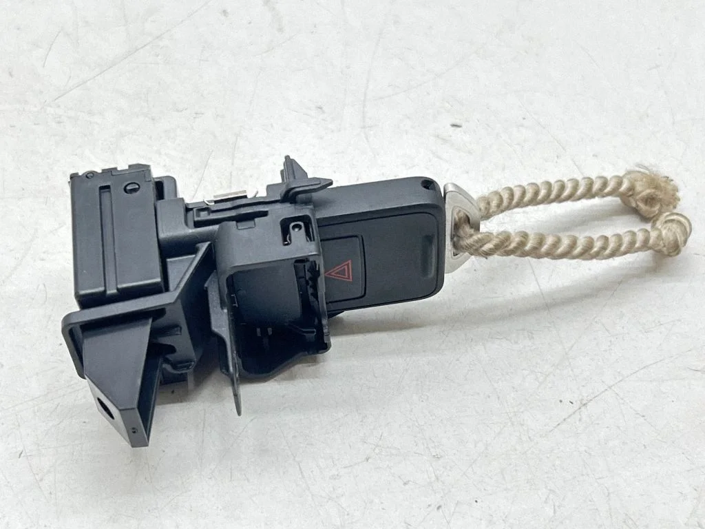 Ignition lock – Volvo V40 (2012-2019)
