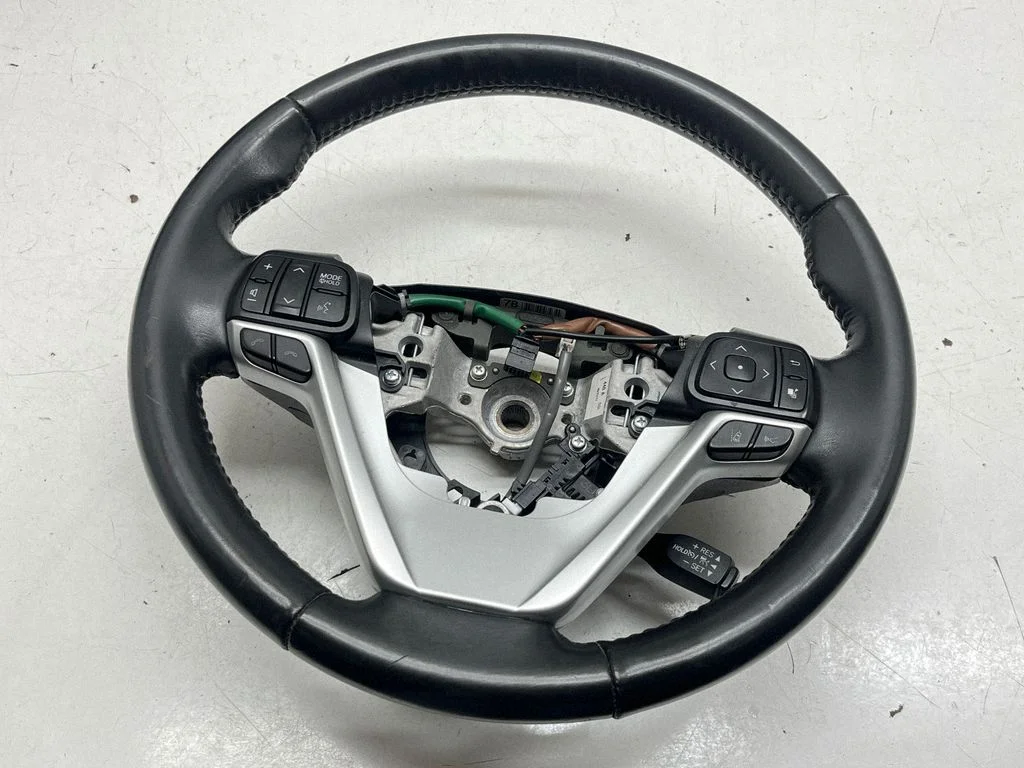 Steering wheel 574WGS12005860