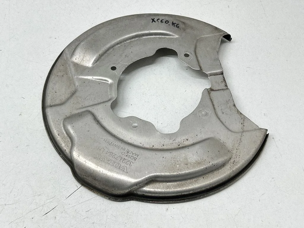 Rear brake disc plate dust cover 32217284