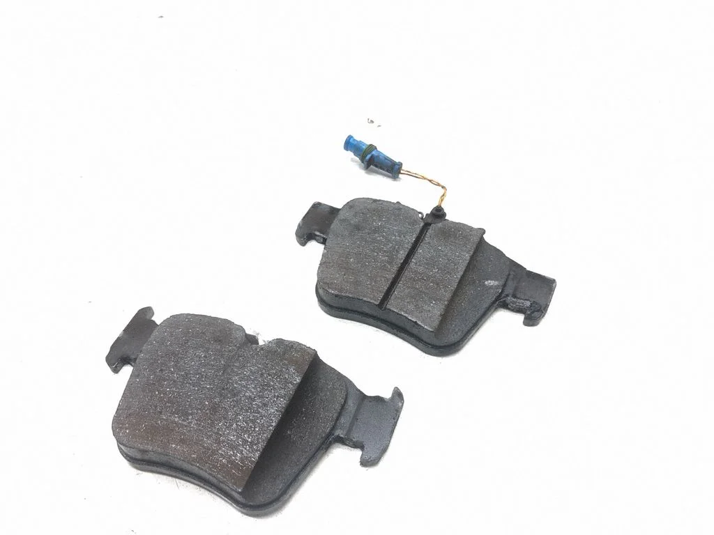 Brake pads (rear) A2534210400