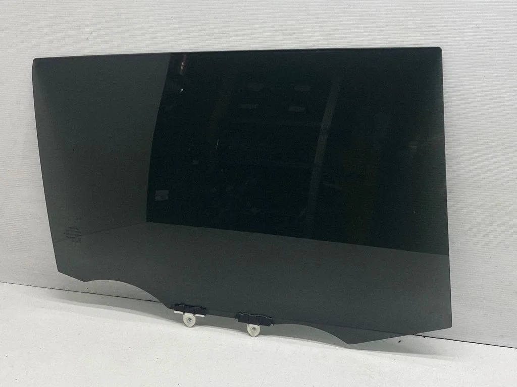 Rear door window glass 43R002444