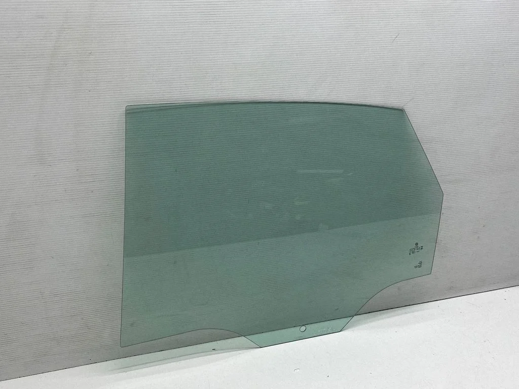Rear door window glass 17A845025D