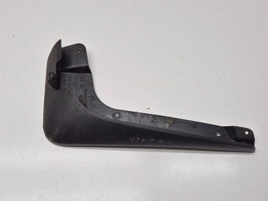Front mudguard A4478900000