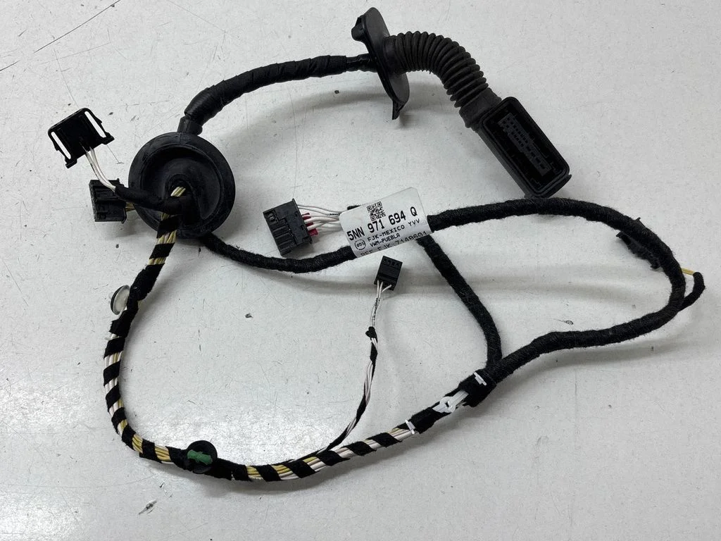 Rear door wiring loom 5NN971694Q