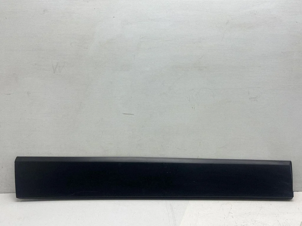 Liugukse liist (mold) – Opel Vivaro (2014-2018)