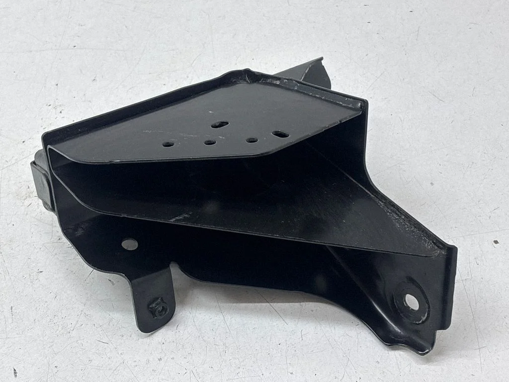 Accelerator throttle pedal bracket – Nissan X-Trail T32 (2014-2021)