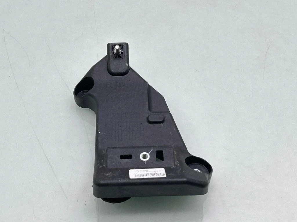 Accelerator throttle pedal bracket – KIA Sportage (2016-2021)