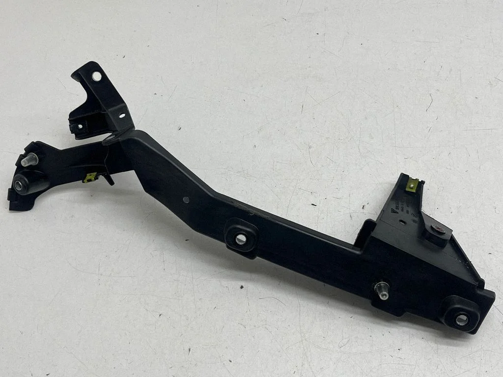 Bumper support mounting bracket corner 97055569701