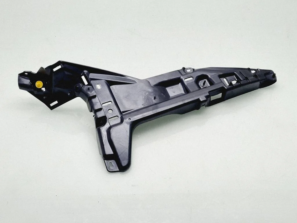 Bumper support mounting bracket corner 100927300F