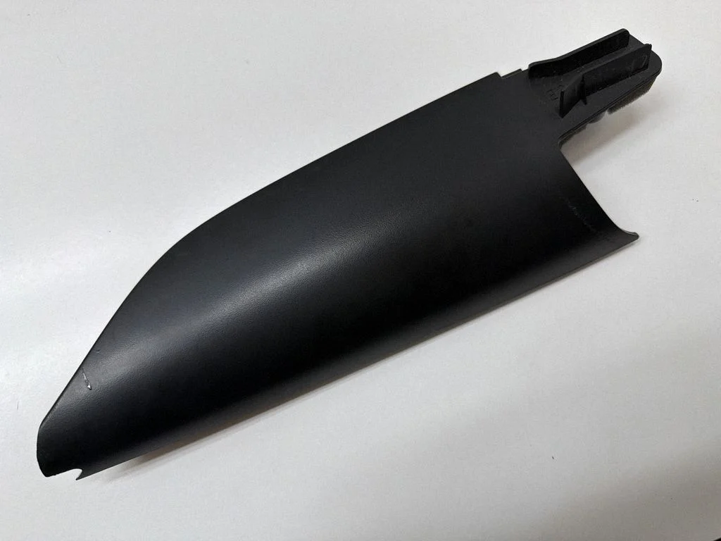 Välispeegli plastkate 2K0837973A