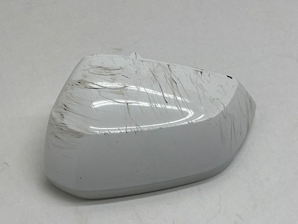 Spoguļa plastmasas apdare 81A857527