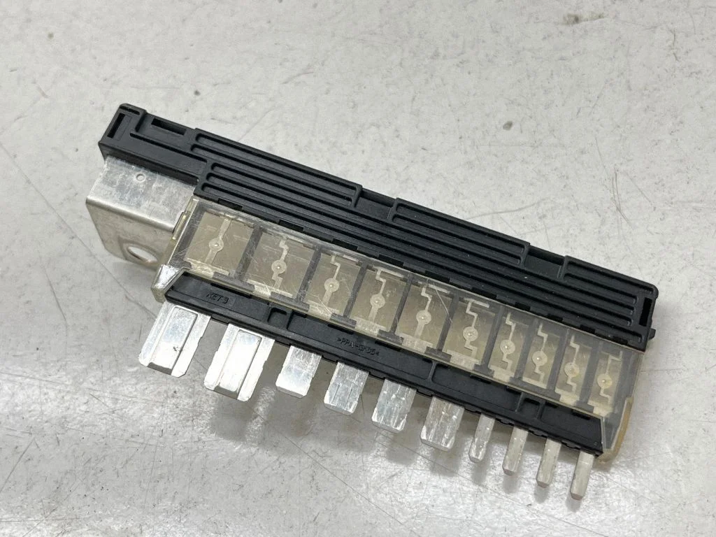Fuse 1898010002