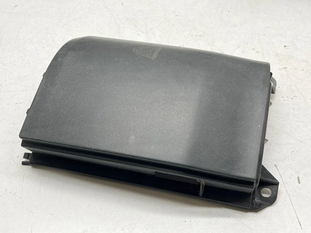 Rear bumper corner part panel trim 7H0807321D