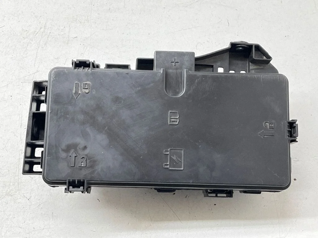 Drošinātāju bloks L1MT14D068ZG