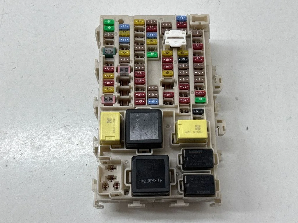 Moduł bezpieczników 243506RA0C