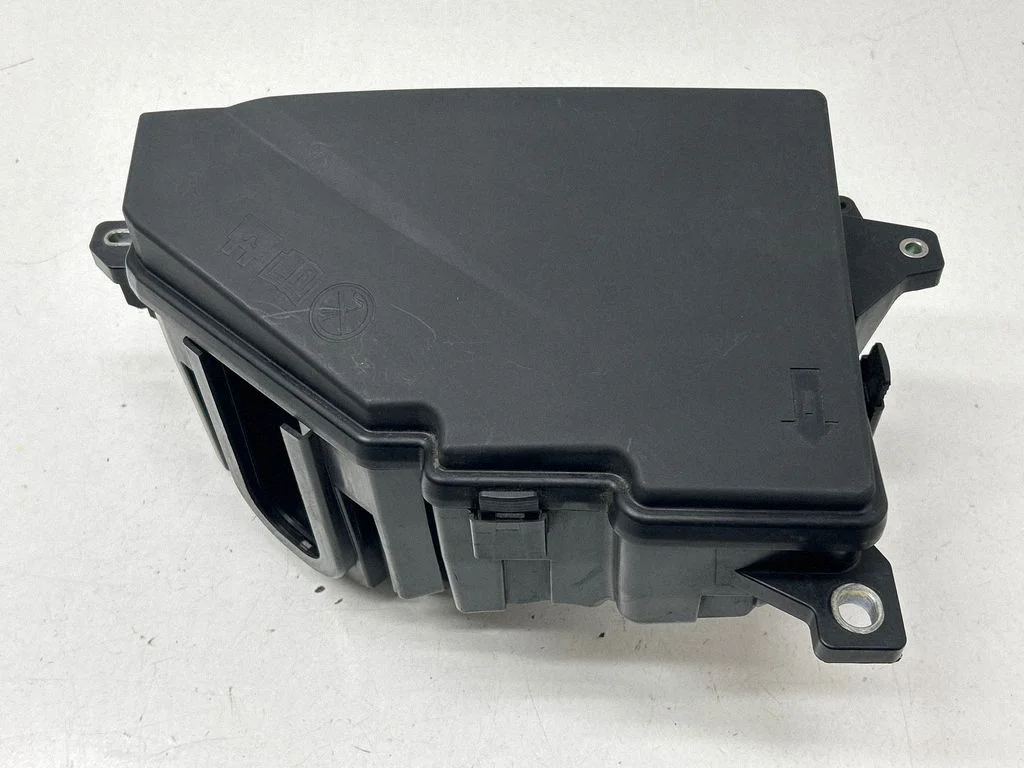 Fuse box set 31398000
