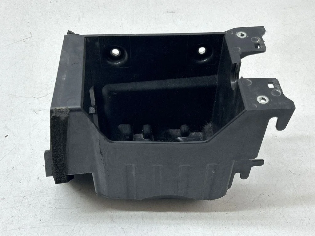 Battery box tray – Volvo S90, V90 (2016-)
