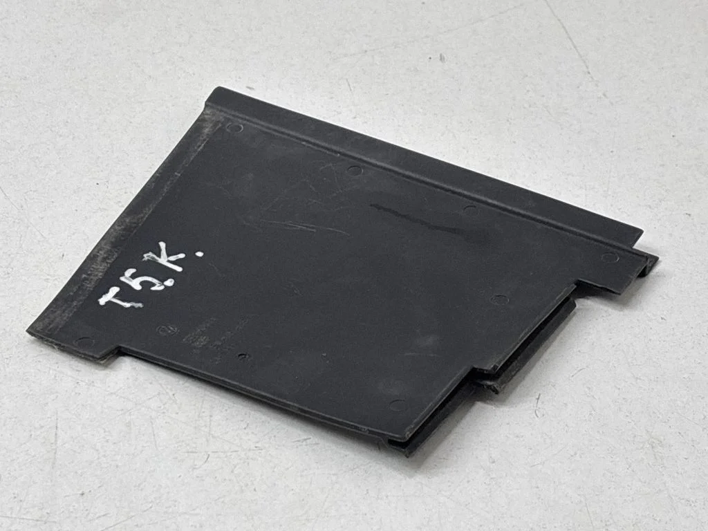 Battery tray heat shield 7E0915435A