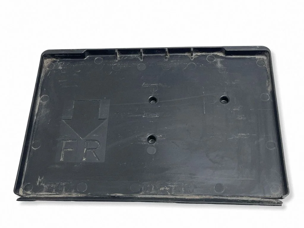 Battery tray P6065710100