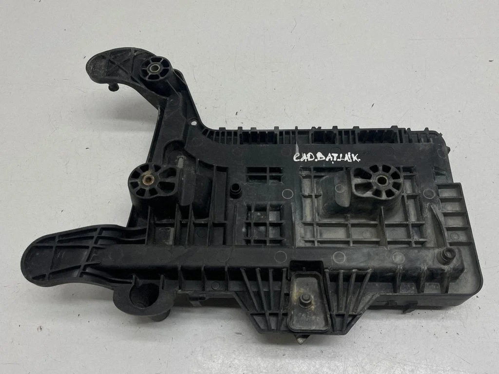 Battery tray 1K0915333