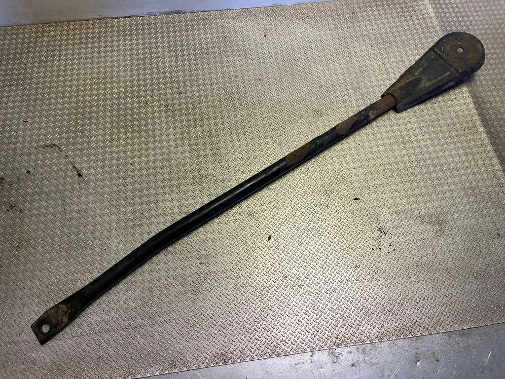 Other under body part 8200425786