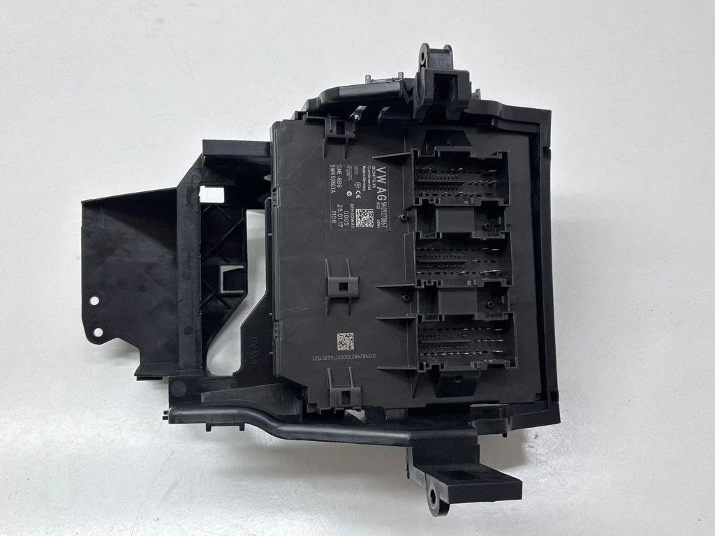 Comfort/convenience module 5K0937086T