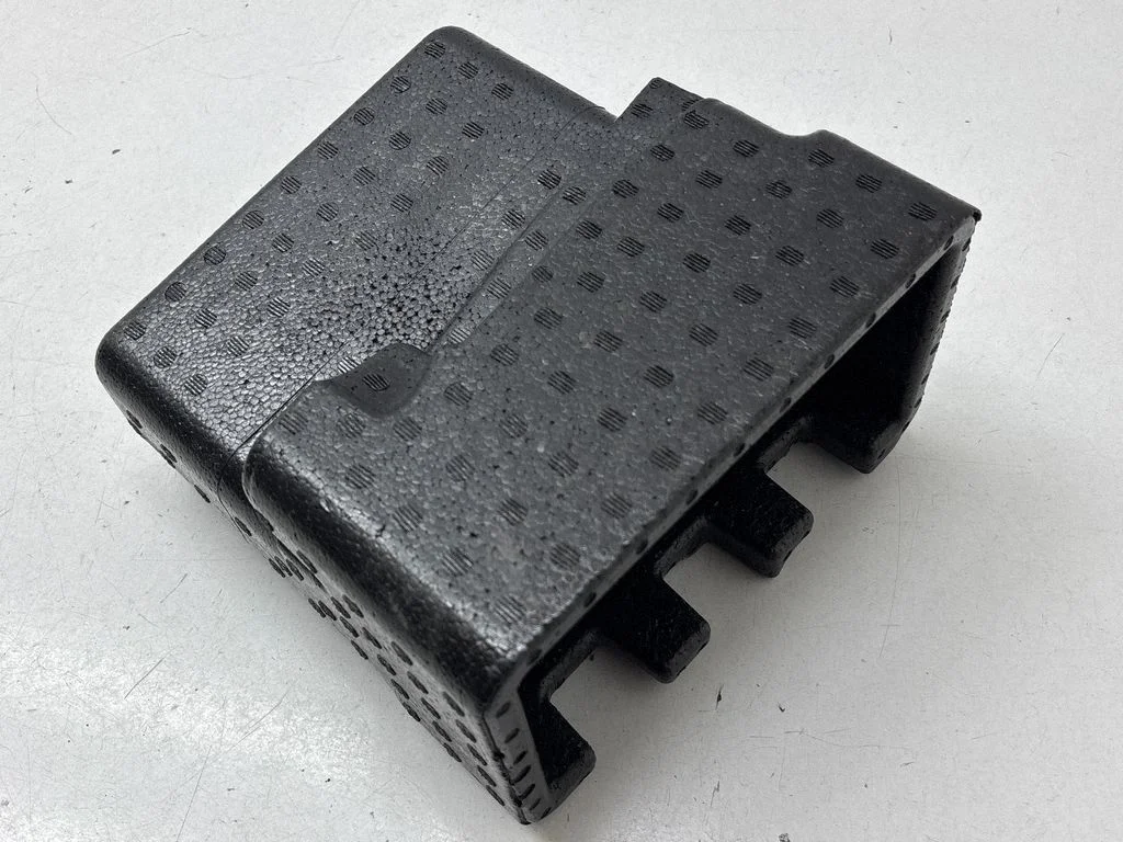 Glove box in trunk 6853975