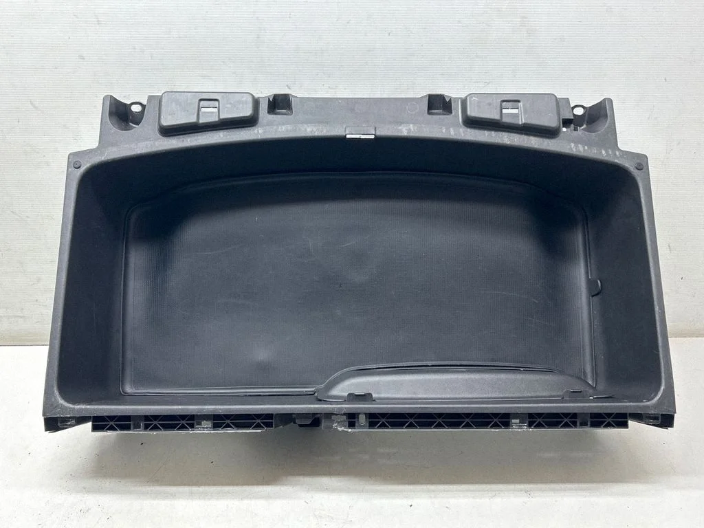 Pagasiruumi panipaik 5LJ42XXXAAC