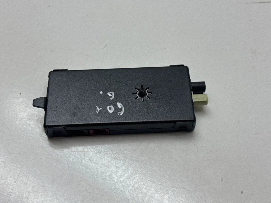 Antenas pastiprinātājs 9389613