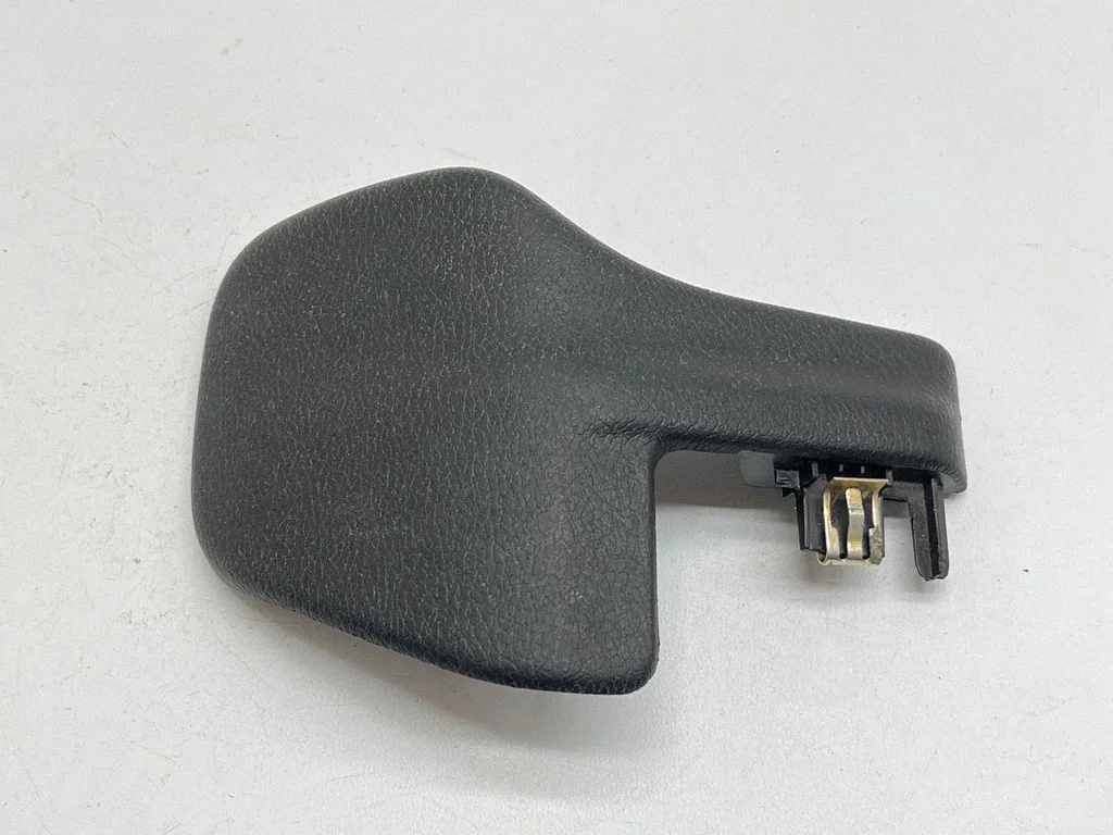 Sliding door rail trim 5ZF14TX7AD