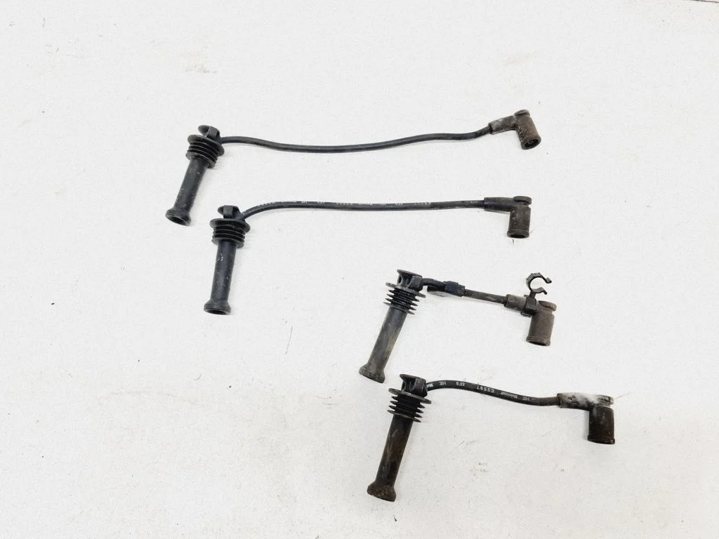 Plug wire – Ford Focus (1998-2004)